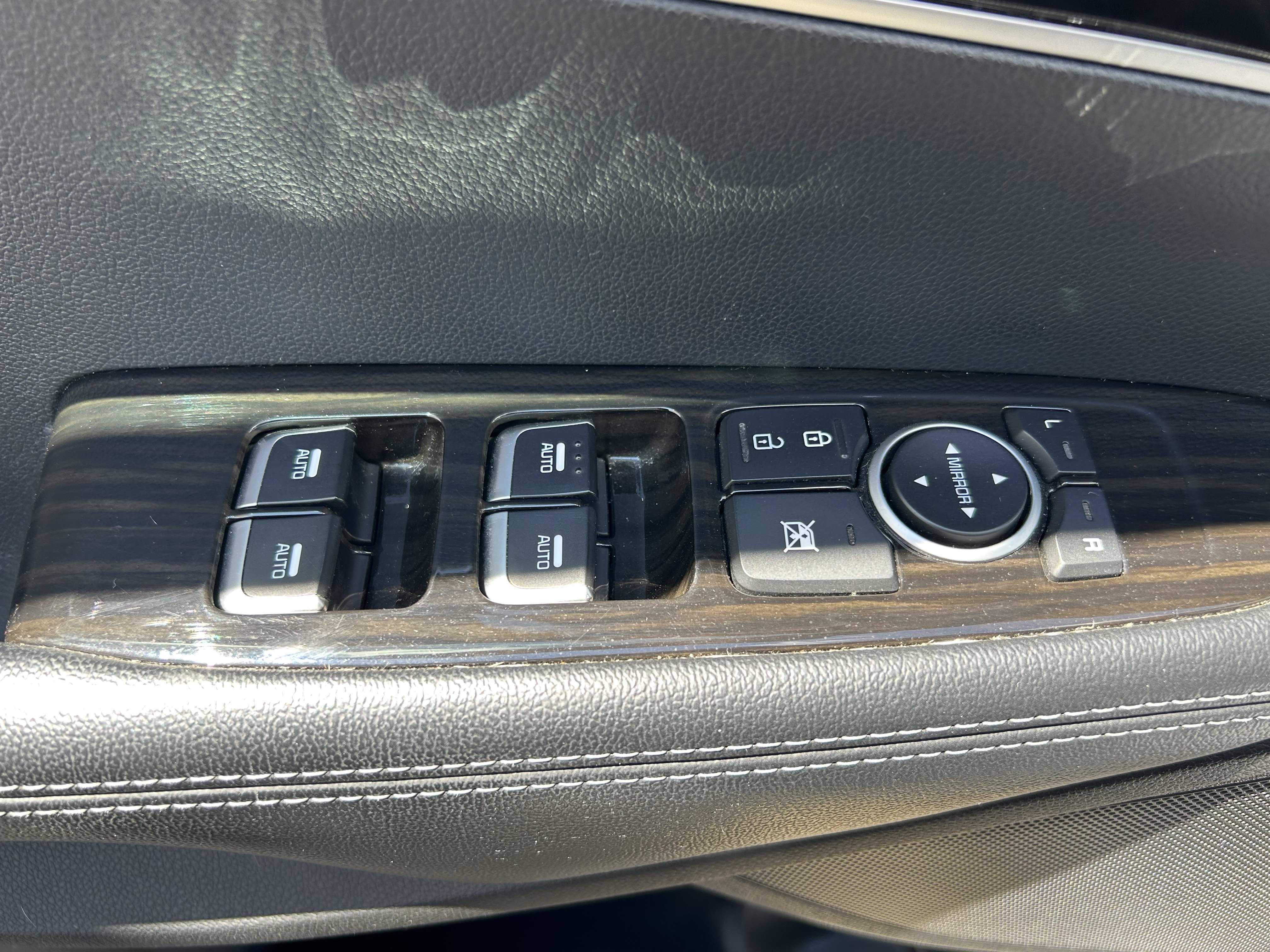 Used 2019 Kia Sorento AWD V6 image 18