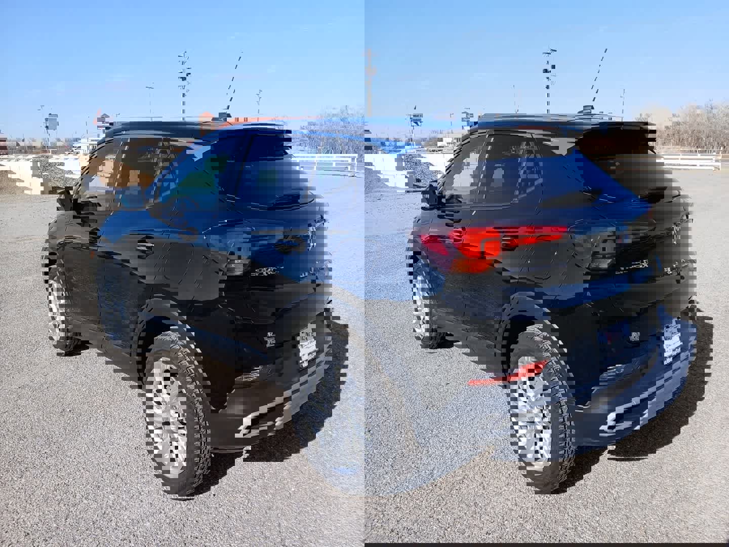 Used 2024 Buick Encore GX Preferred w/ Comfort Package image 4