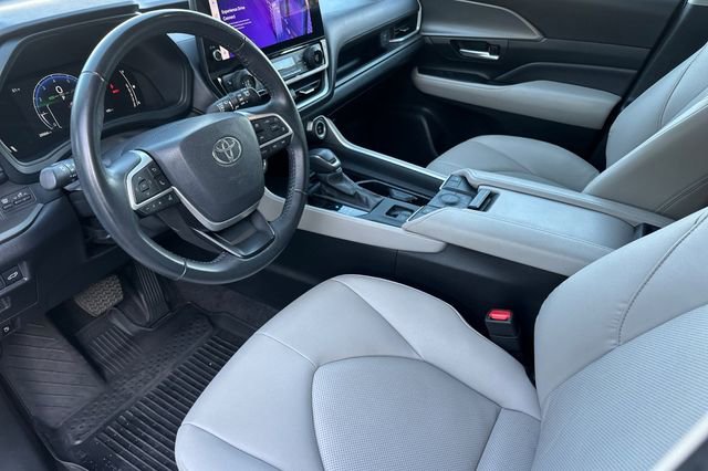 Used 2024 Toyota Grand Highlander XLE image 10