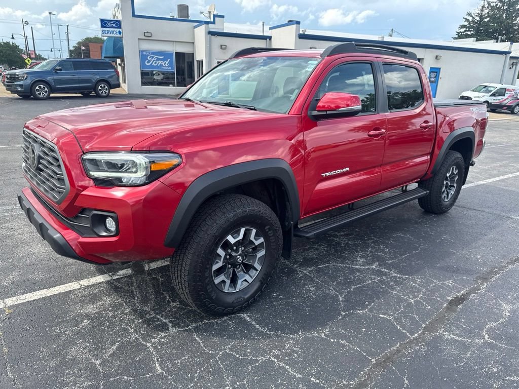 Used 2023 Toyota Tacoma TRD Off-Road AWD/4WD image 13