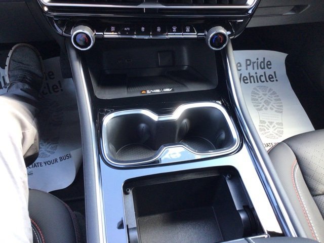 New 2026 Chevrolet Traverse RS w/ LPO, Floor Liner Package image 17