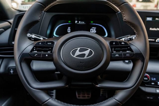 New 2025 Hyundai Elantra Sport FWD image 7