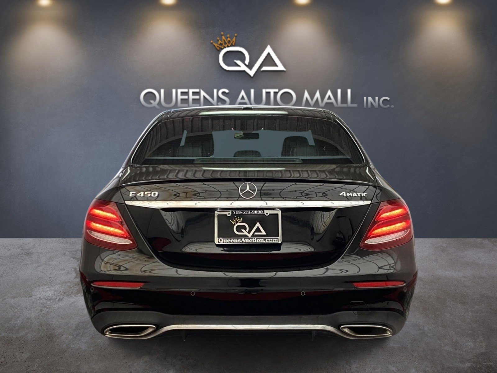Used 2019 Mercedes-Benz E 450 4MATIC Sedan w/ Premium Package image 5