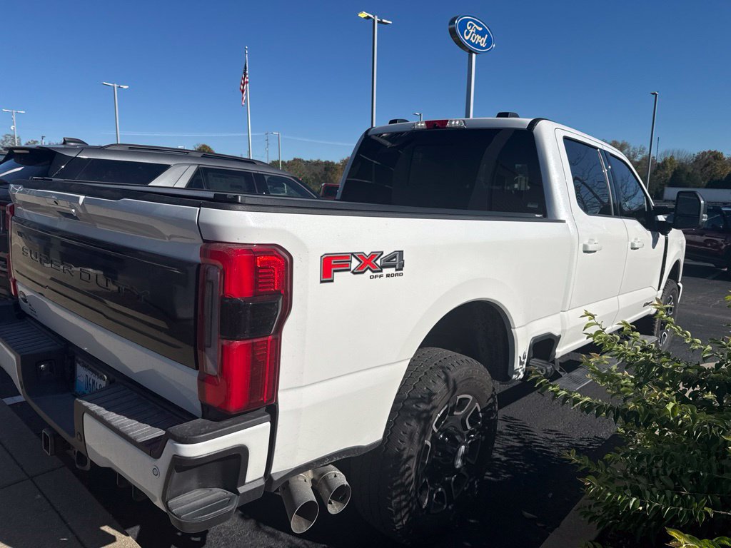 Used 2025 Ford F250 Platinum AWD/4WD image 6
