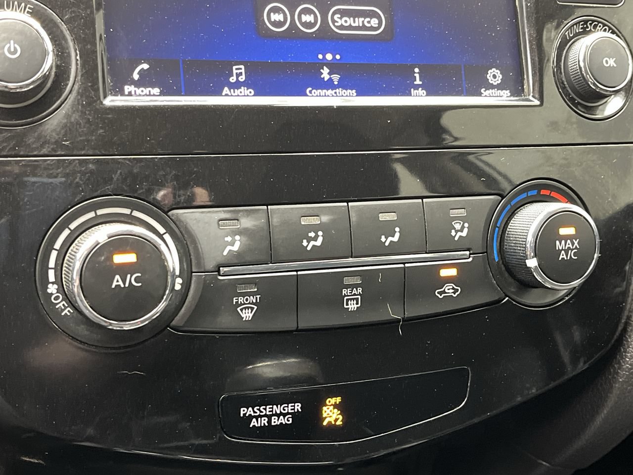 Used 2020 Nissan Rogue Sport S AWD/4WD image 17