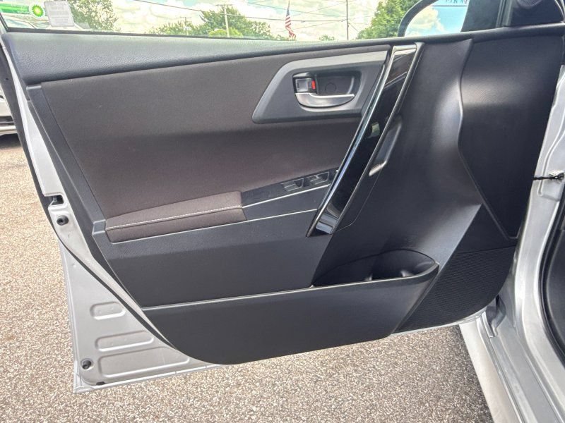 Used 2016 Scion iM FWD image 9
