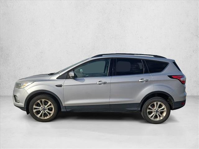 Used 2017 Ford Escape SE w/ Equipment Group 201A image 9