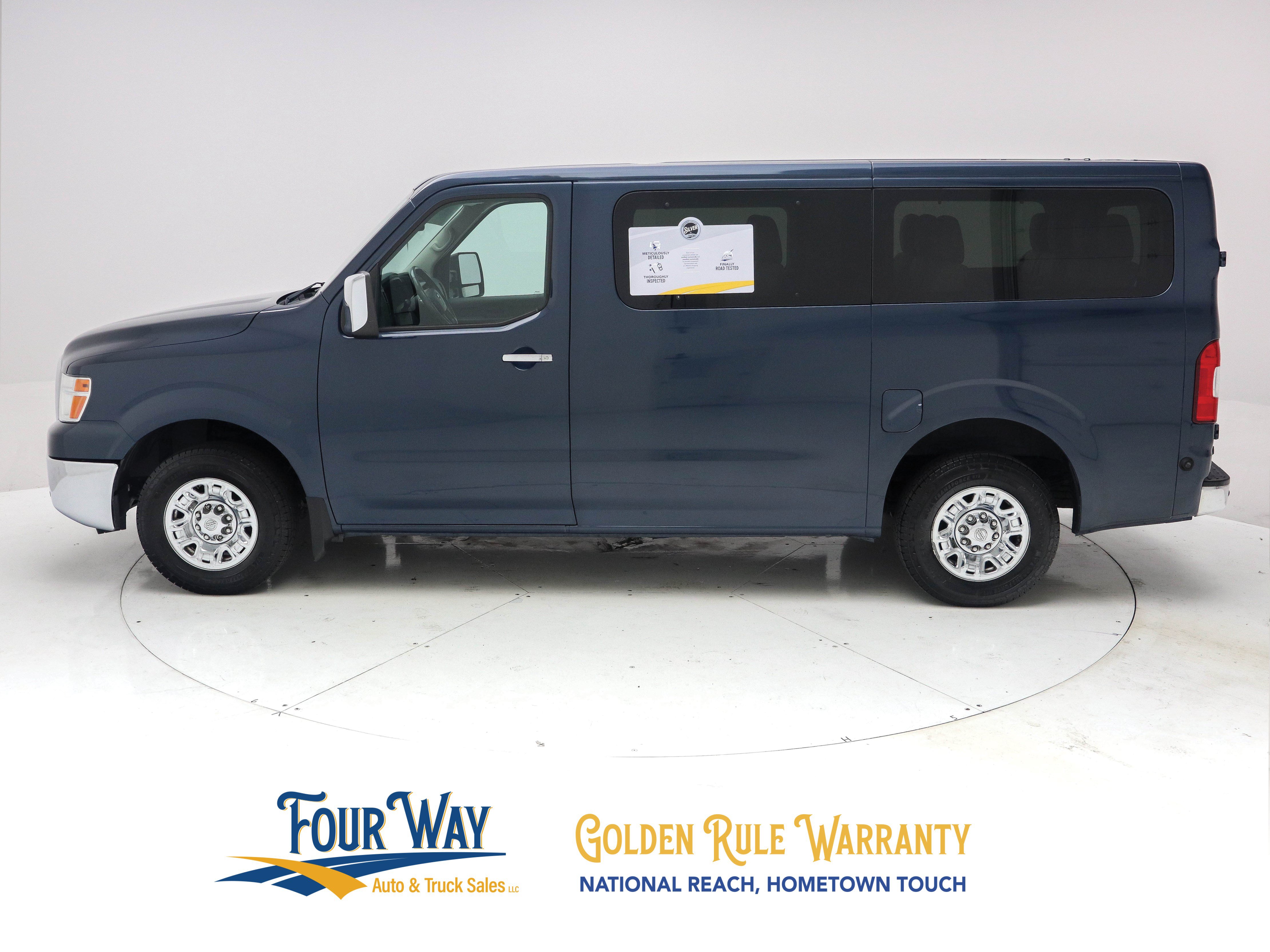 Used 2021 Nissan NV 3500 SL RWD image 7