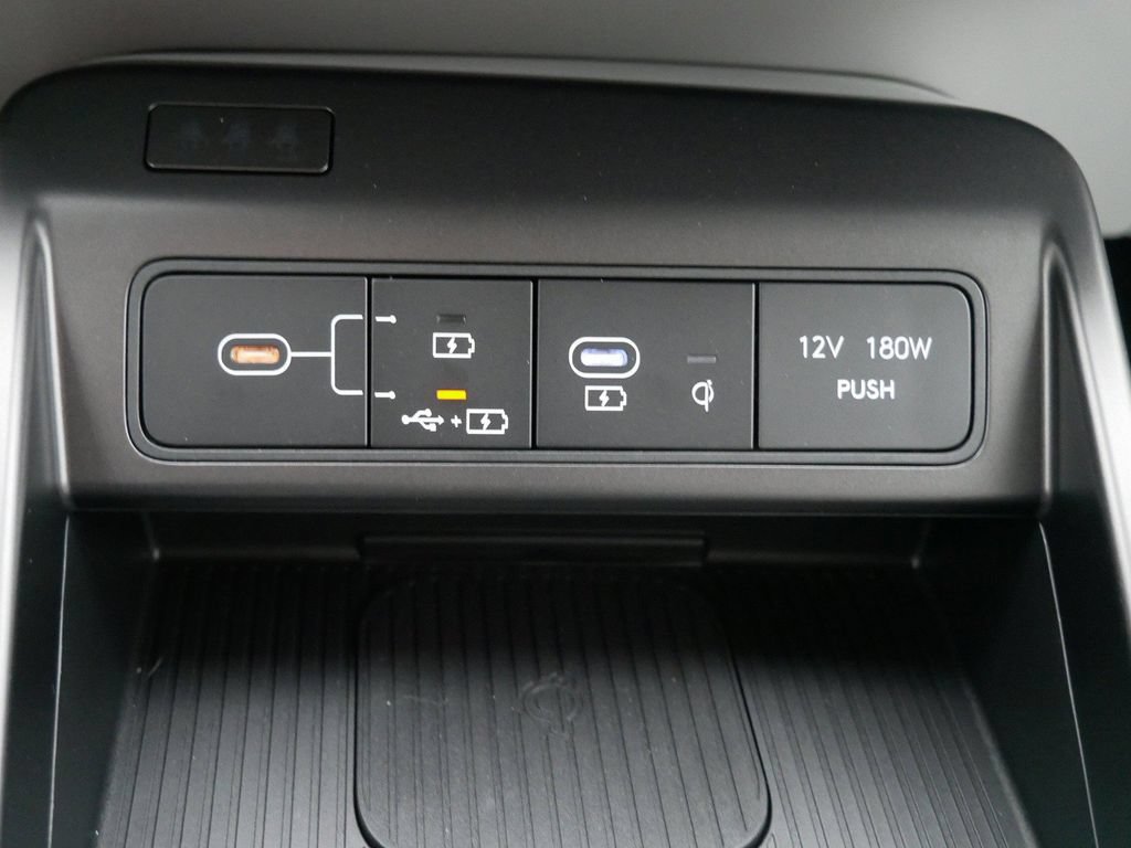Used 2026 Hyundai Kona SEL Premium AWD/4WD image 25