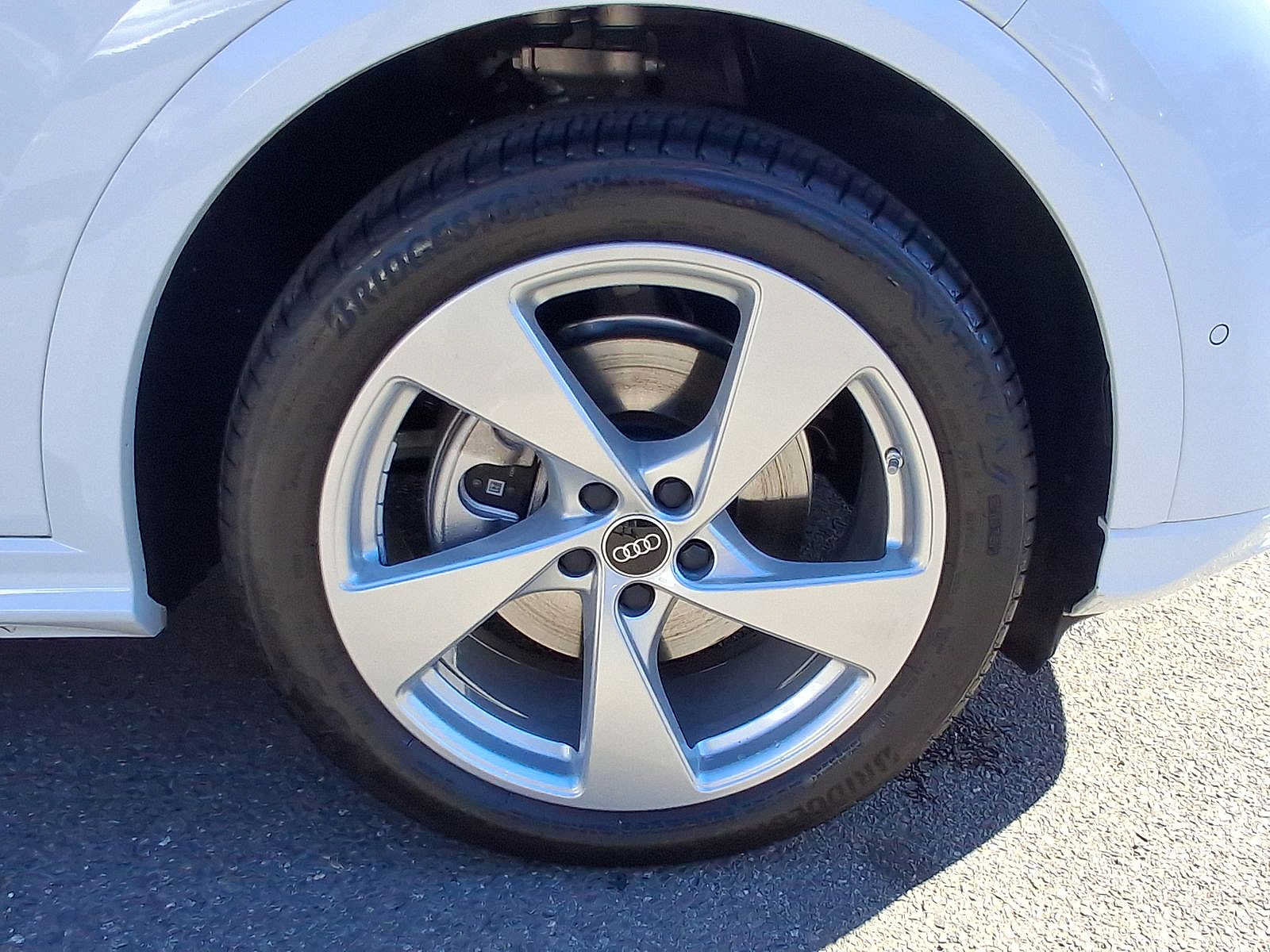Used 2025 Audi Q5 Prestige AWD/4WD image 33