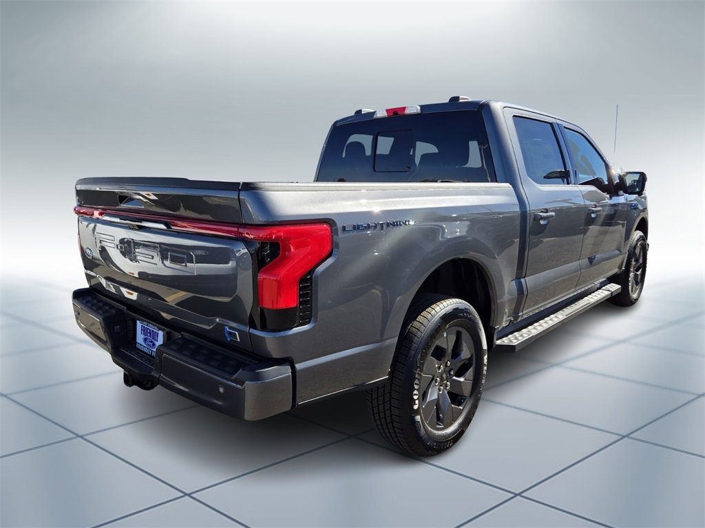 New 2025 Ford F150 Lightning Lariat image 3
