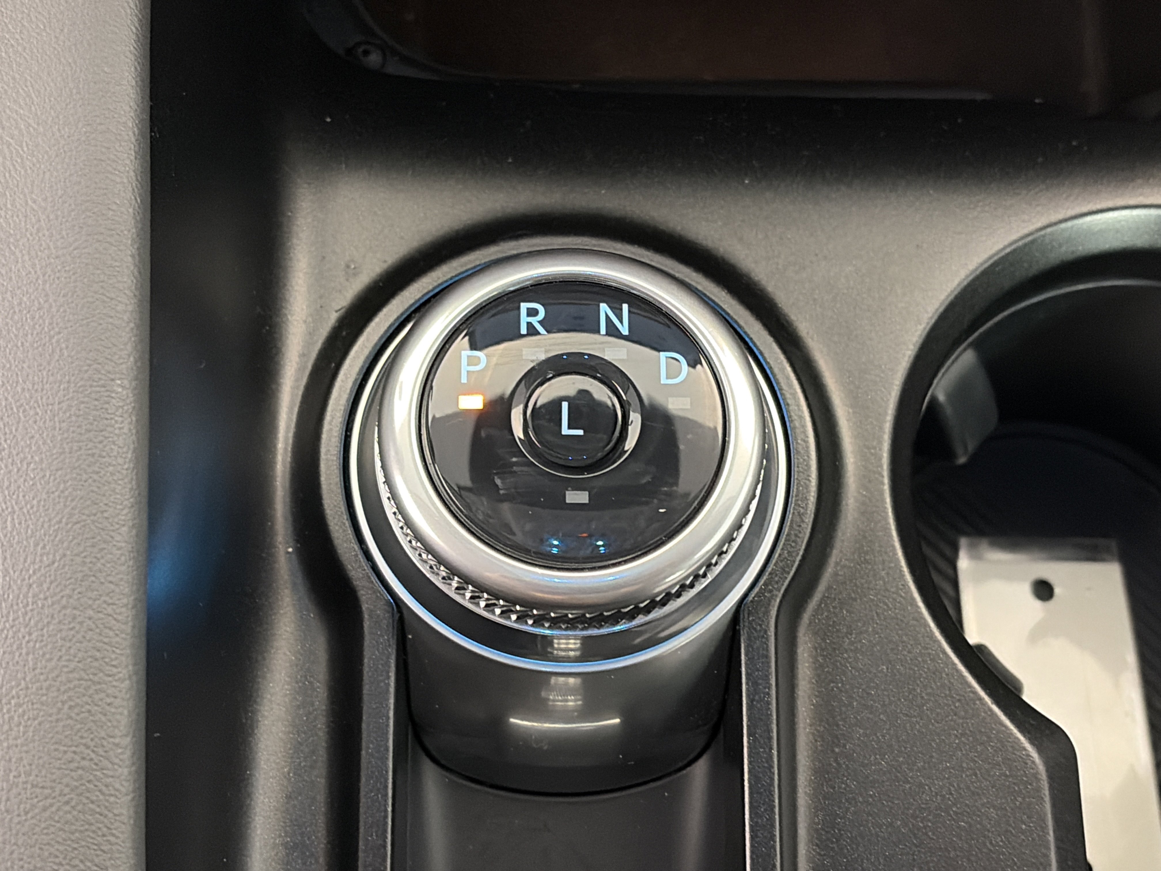 Used 2025 Ford Explorer Active image 30