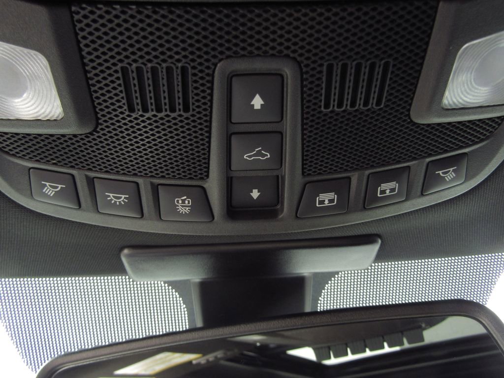 Used 2019 Ford F350 Platinum w/ Platinum Ultimate Package AWD/4WD image 45