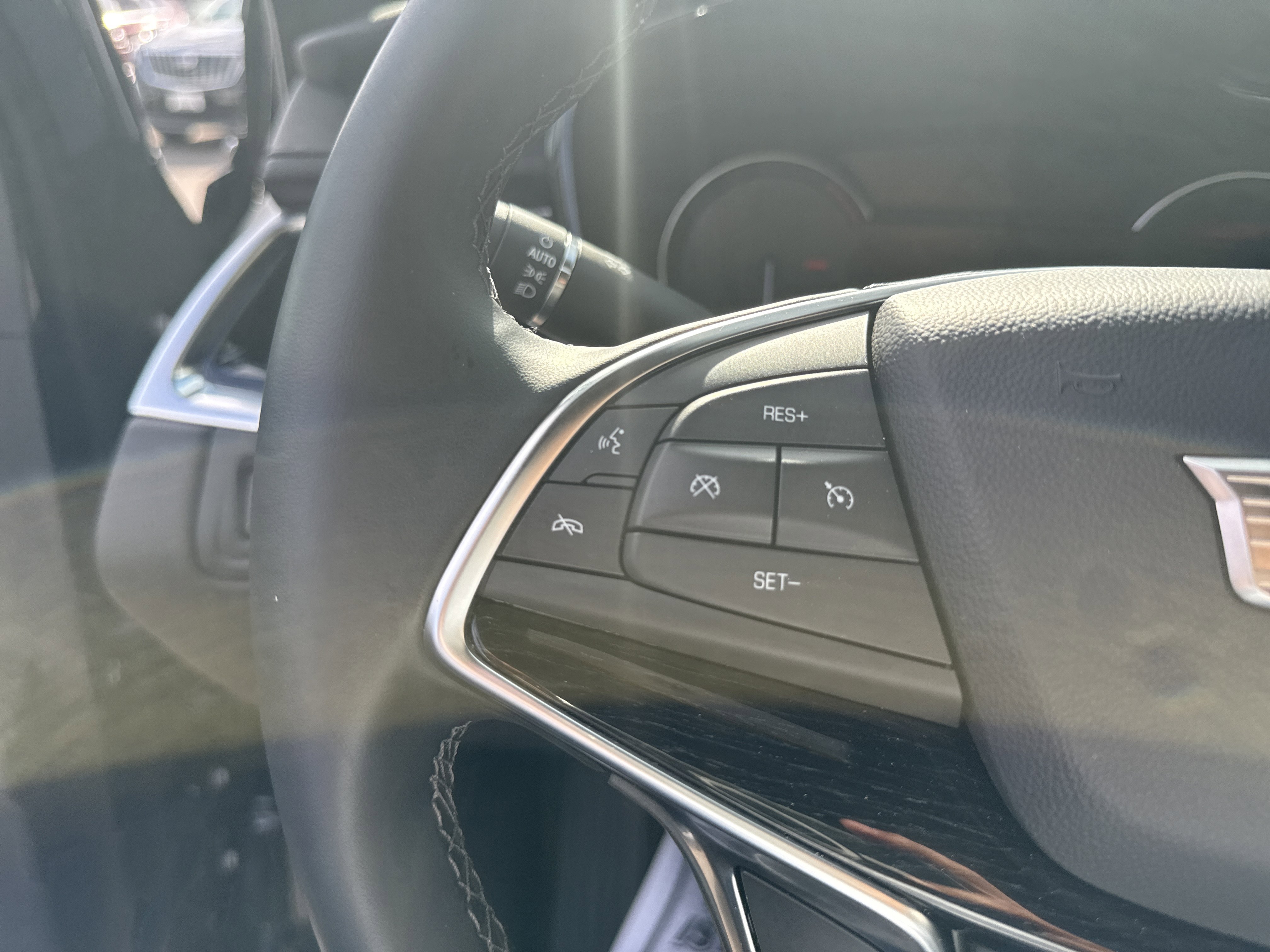 Used 2025 Cadillac XT5 Premium Luxury image 13