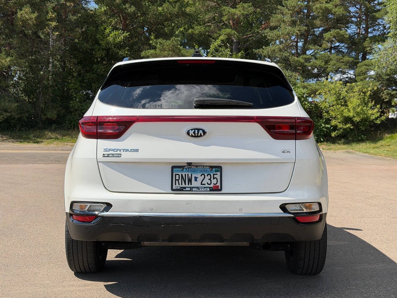 Used 2022 Kia Sportage EX w/ EX Technology Package AWD/4WD image 4