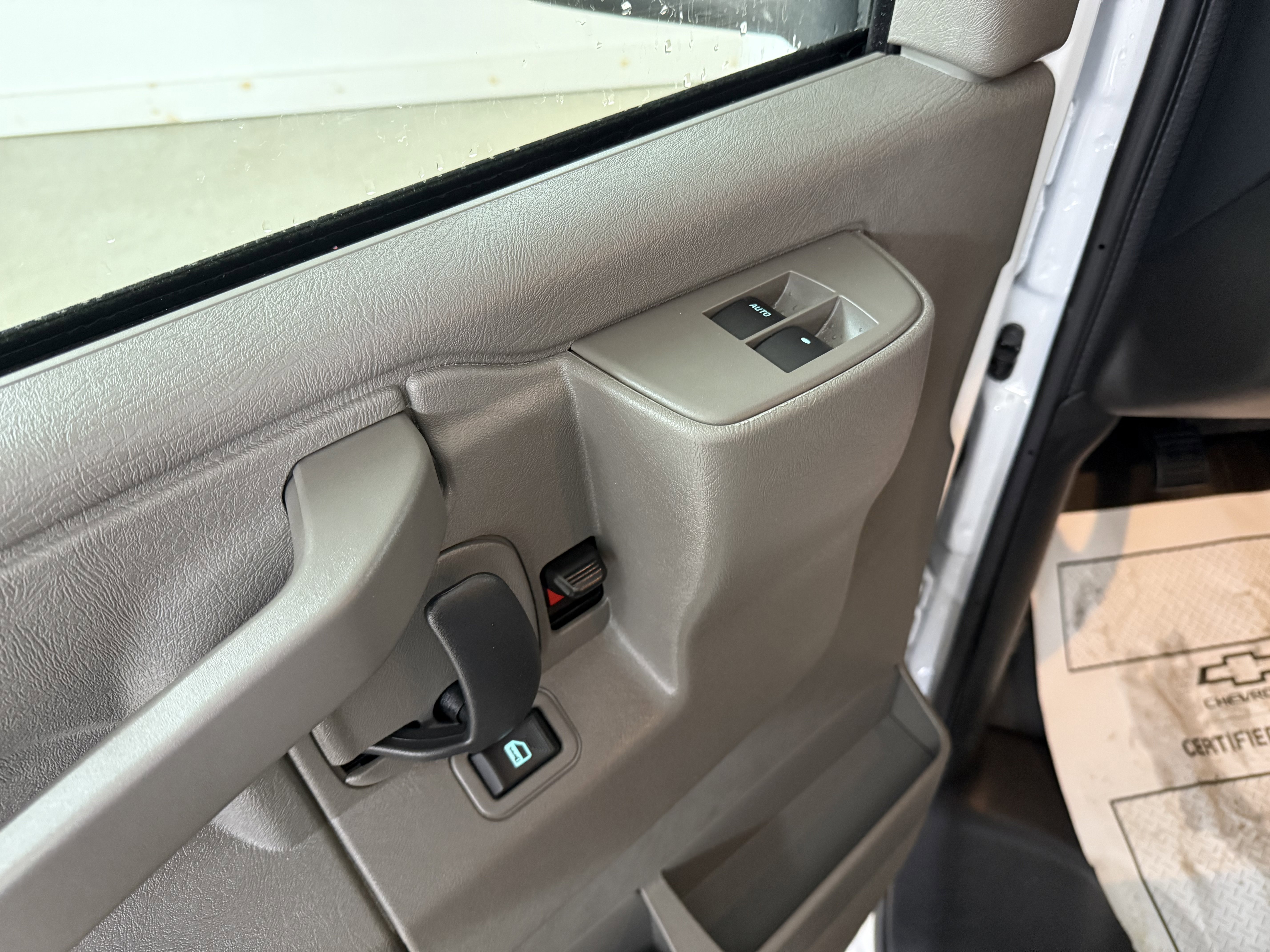 New 2025 Chevrolet Express 3500 w/ Power Convenience Package image 15