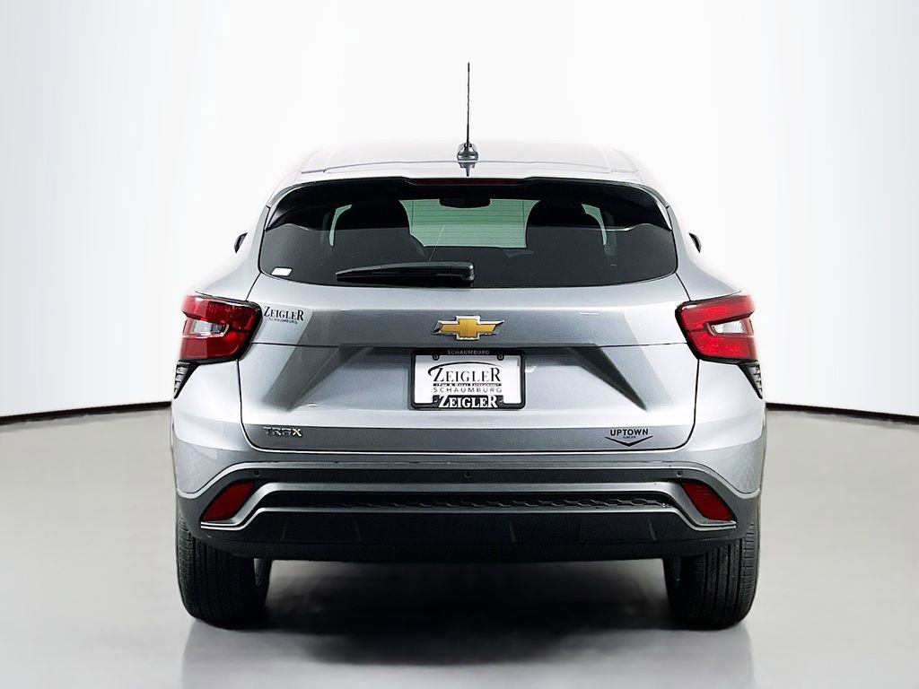 New 2026 Chevrolet Trax LS w/ LS Convenience Package FWD image 6