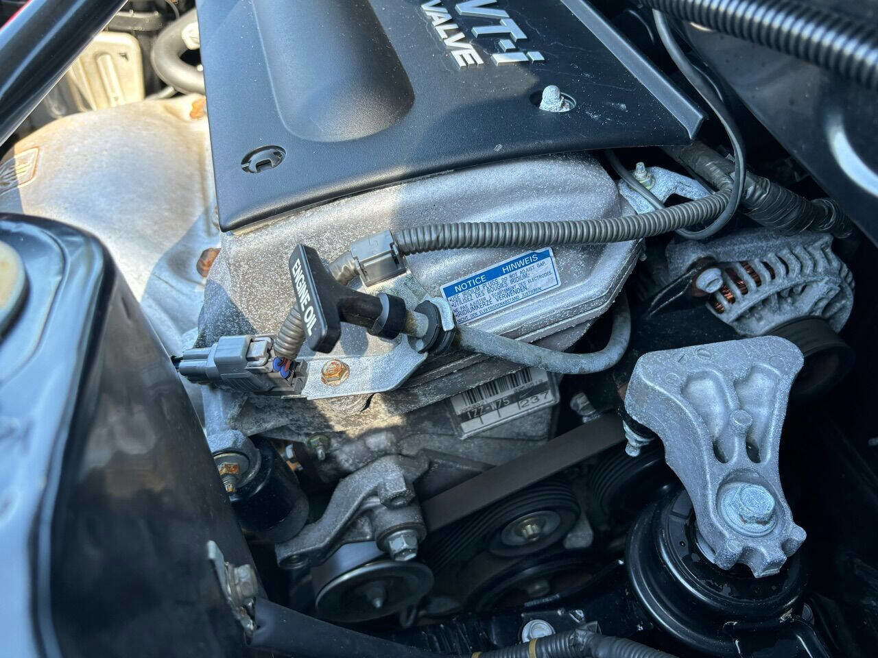 Used 2003 Toyota MR2 image 30