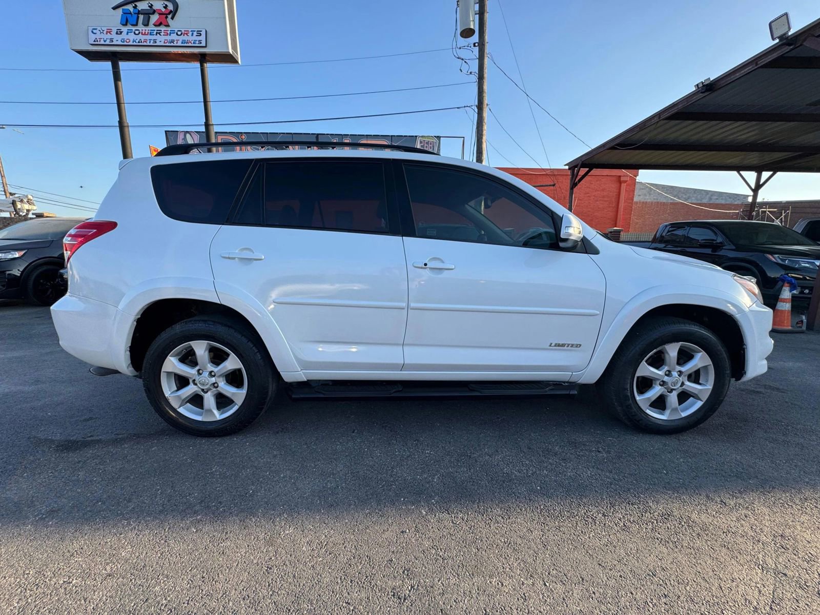 Used 2012 Toyota RAV4 Limited w/ Premium Plus Value Pkg image 11