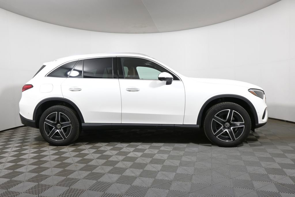 Used 2026 Mercedes-Benz GLC 300 4MATIC image 8