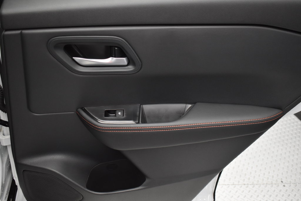 New 2026 Nissan Rogue SV AWD/4WD image 28