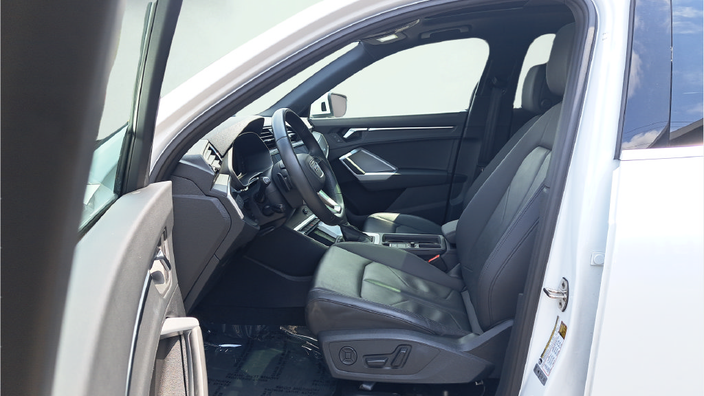 Used 2025 Audi Q3 2.0T Premium AWD/4WD image 10