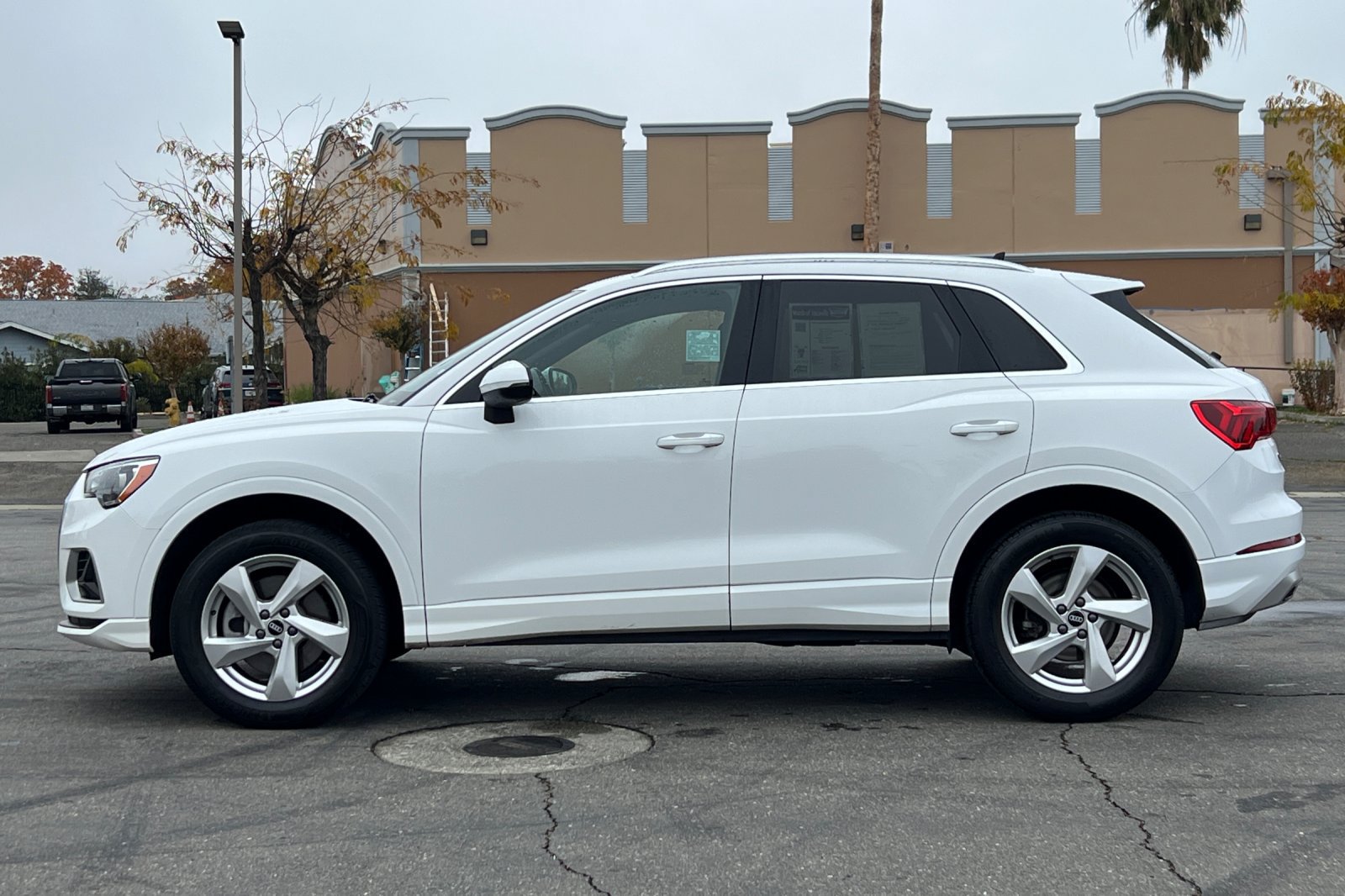 Used 2021 Audi Q3 2.0T Premium AWD/4WD image 9