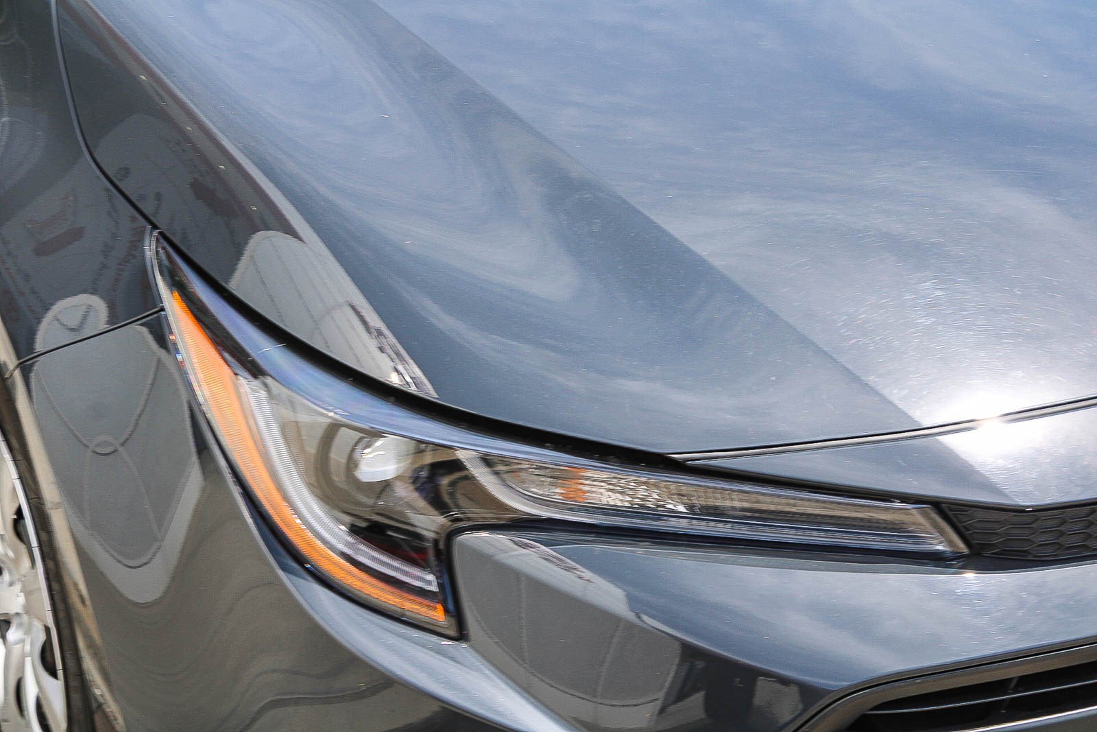 Certified 2026 Toyota Corolla LE FWD image 5