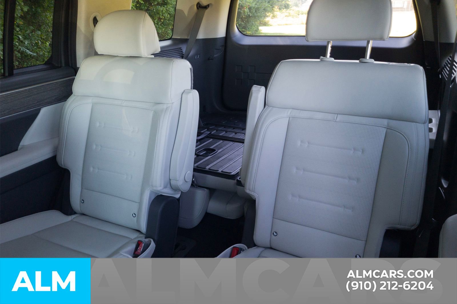 Used 2025 Hyundai Santa Fe Calligraphy image 19