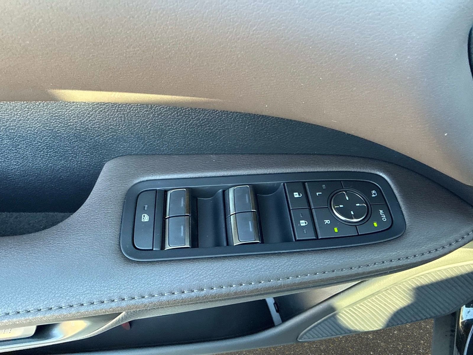 New 2026 Lexus RX 350 image 18