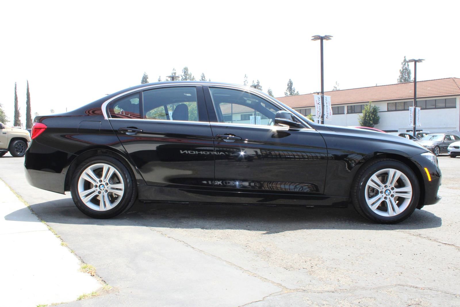 Used 2017 BMW 330i Sedan RWD image 43