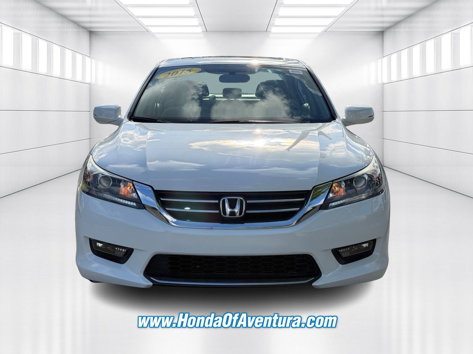 Used 2015 Honda Accord EX image 2