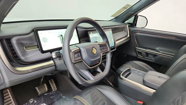 Used 2024 Rivian R1S Adventure image 18