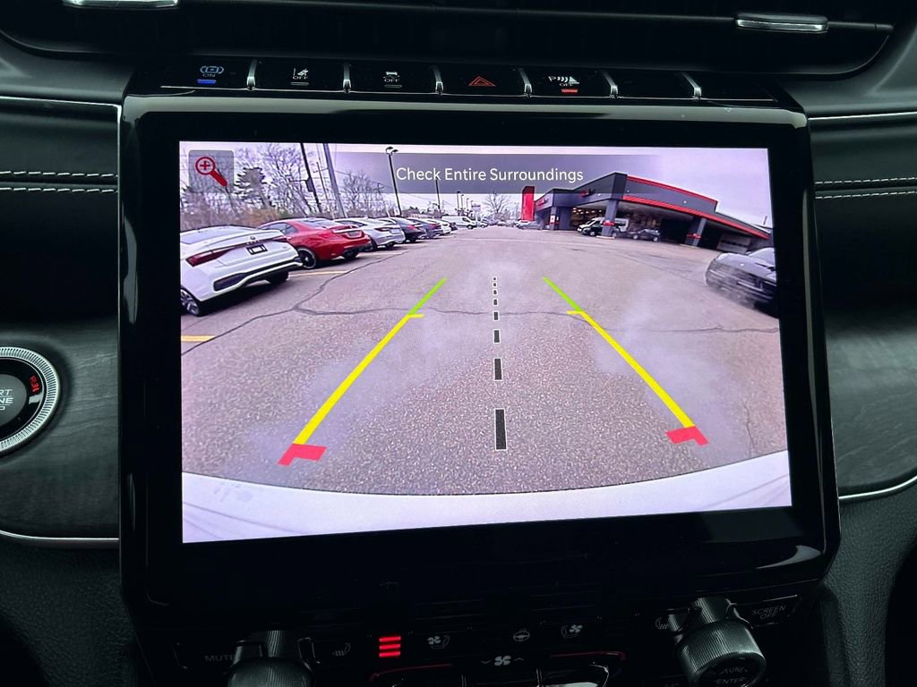 Used 2022 Jeep Grand Cherokee Overland image 34