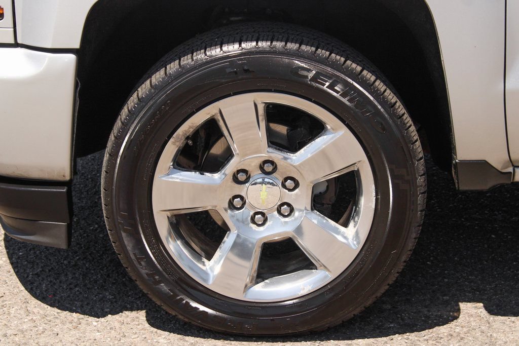 Used 2017 Chevrolet Silverado 1500 LT w/ All Star Edition AWD/4WD image 34