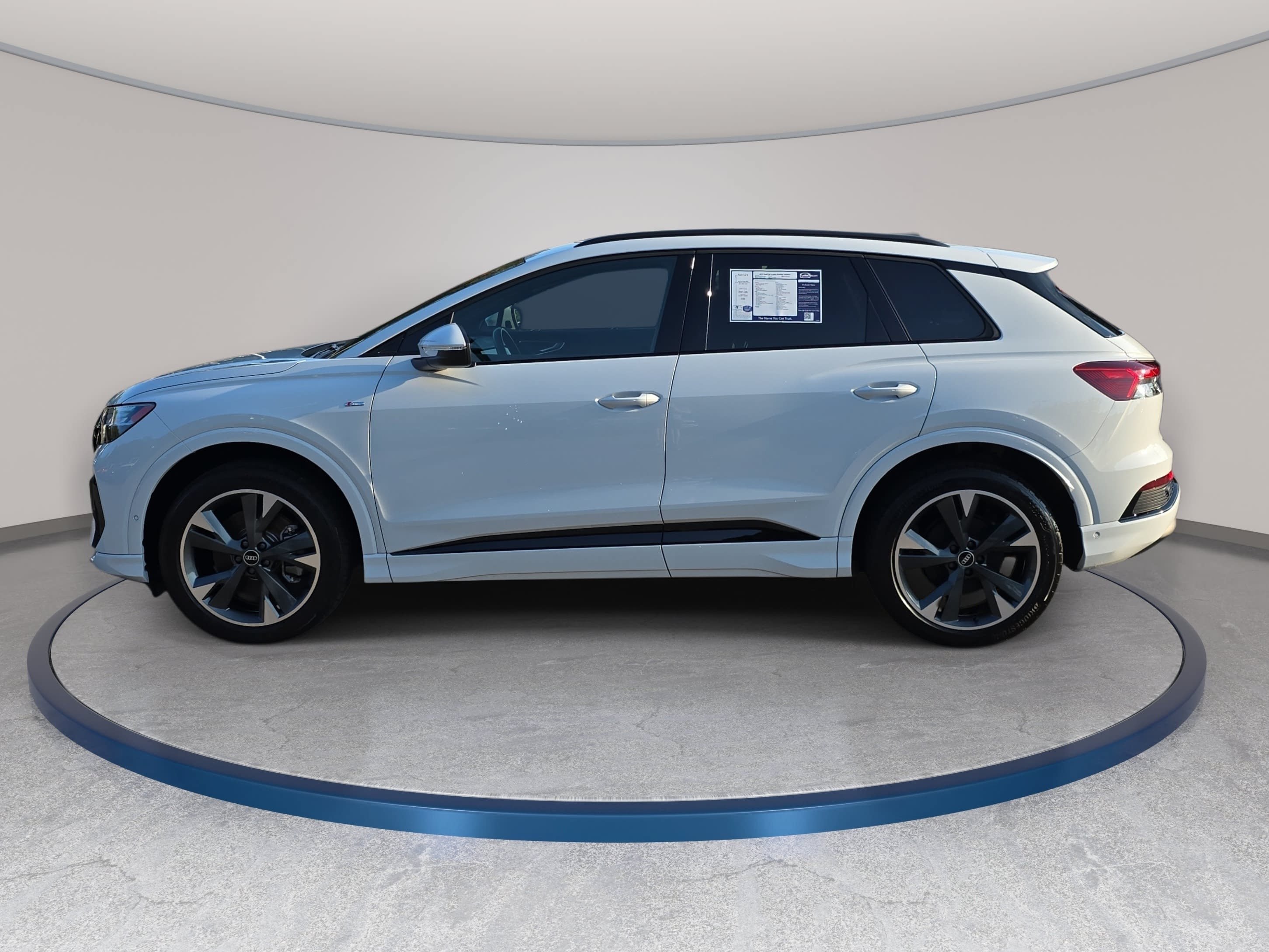 Used 2023 Audi Q4 e-tron Prestige w/ Black Optic Package AWD/4WD image 8