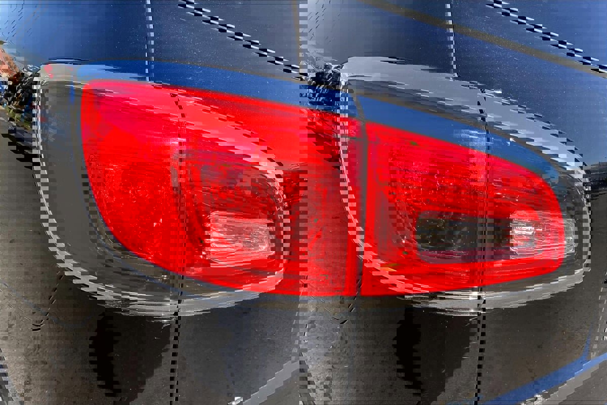 Used 2016 Buick Enclave Premium w/ Experience Buick Package image 31