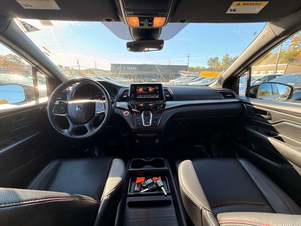 Used 2023 Honda Odyssey Sport image 17