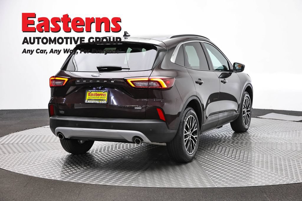 Used 2023 Ford Escape SE FWD image 5