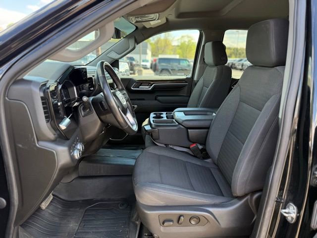 Used 2022 GMC Sierra 1500 Elevation w/ LPO, Elevation Black Package AWD/4WD image 12