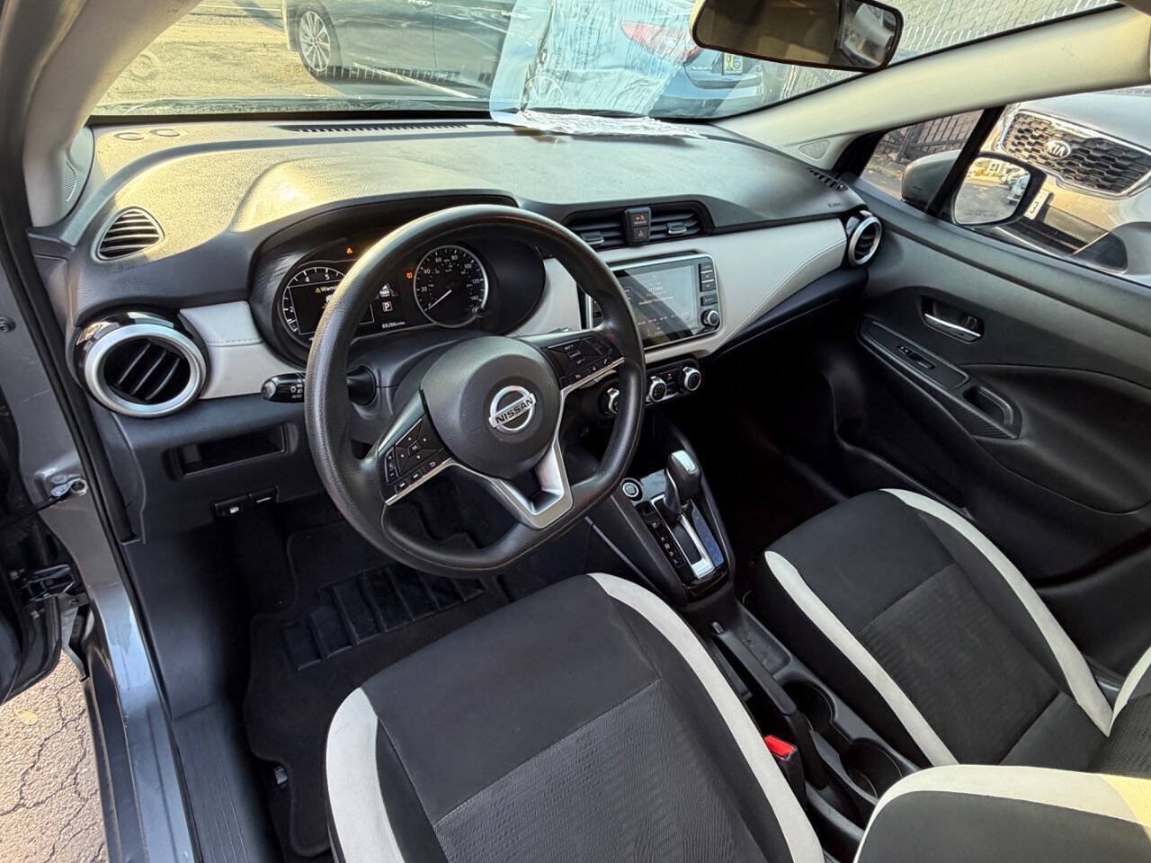 Used 2021 Nissan Versa SV FWD image 19