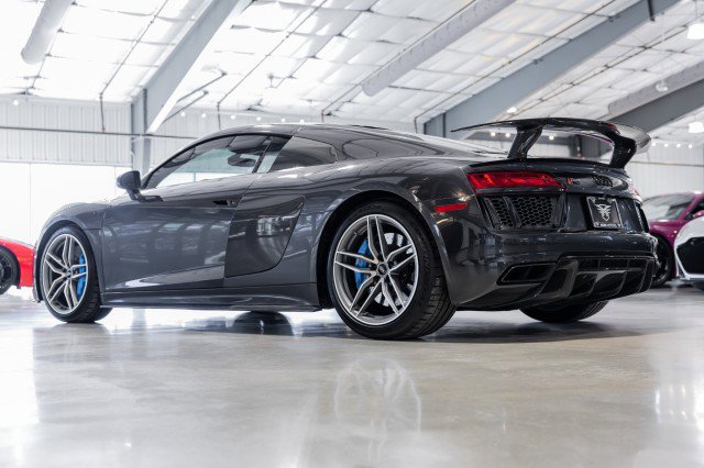 Used 2017 Audi R8 V10 plus image 4