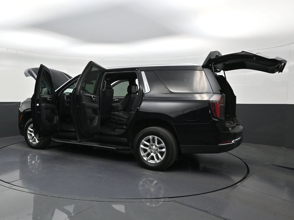 Used 2025 Chevrolet Tahoe LS RWD image 31