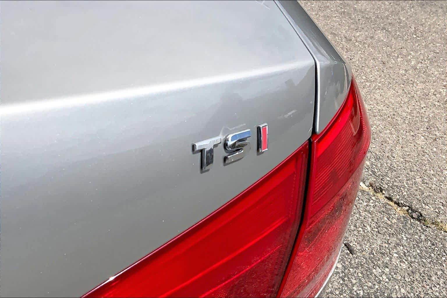 Used 2014 Volkswagen Passat 1.8T S FWD image 9