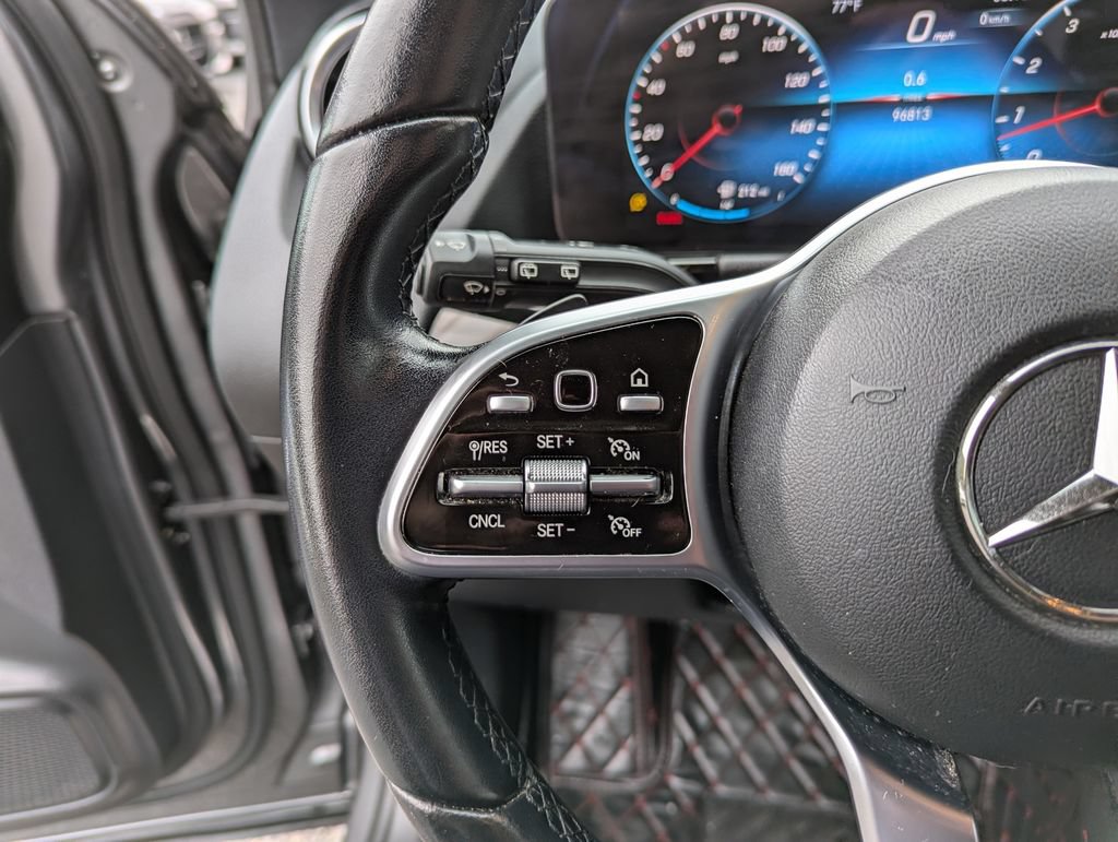 Used 2021 Mercedes-Benz GLA 250 4MATIC image 18