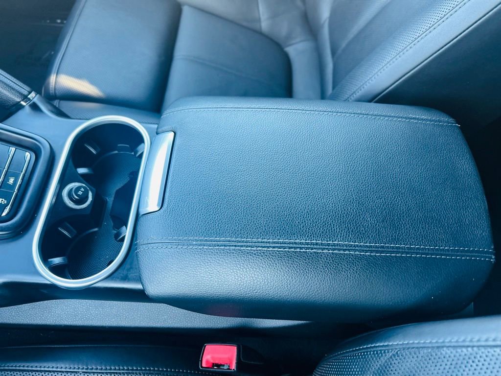 Used 2016 Porsche Cayenne S image 25