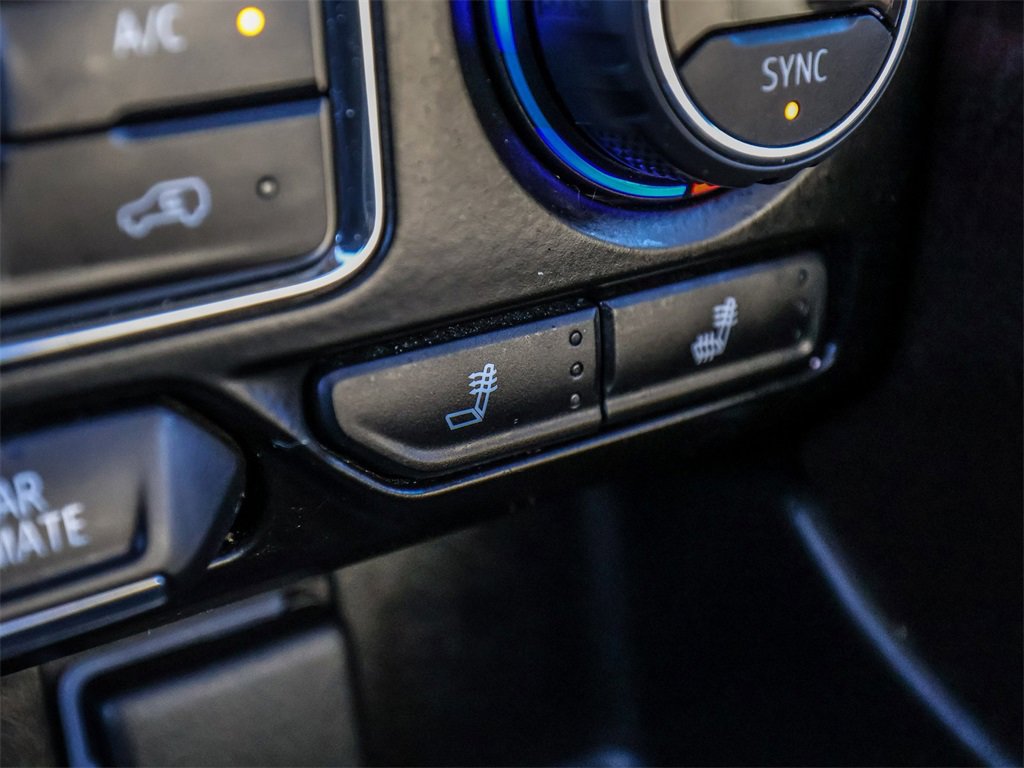 Used 2022 Chevrolet Tahoe LT w/ LT Signature Package image 32