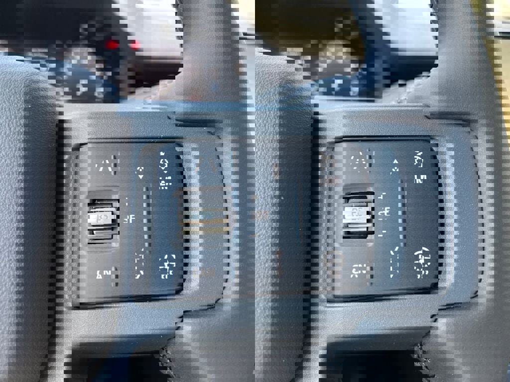 New 2025 Land Rover Defender 110 S image 16