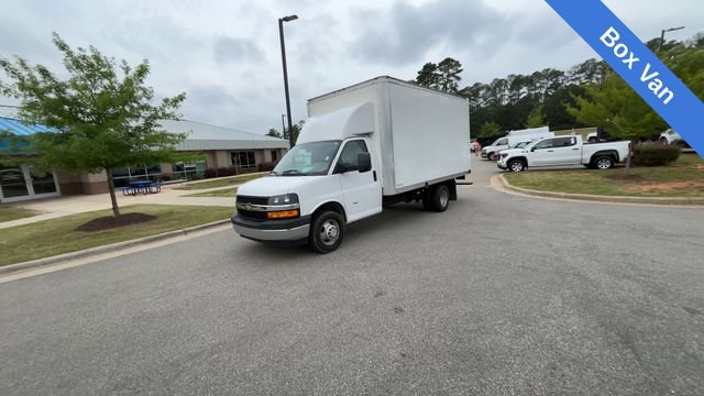 Used 2023 Chevrolet Express 3500 w/ Power Convenience Package RWD image 1