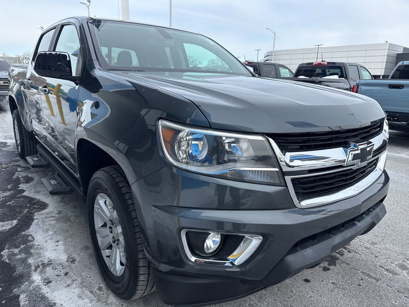 Used 2017 Chevrolet Colorado LT w/ LT Convenience Package image 4